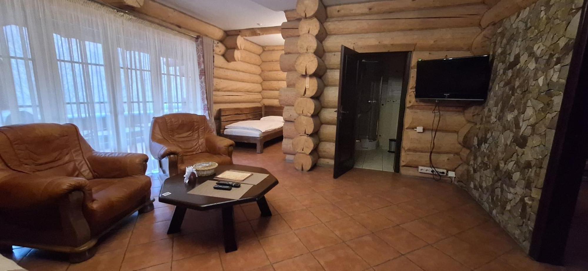 Фільварок Кмитів Hotell Velyki Kosharishcha Exteriör bild